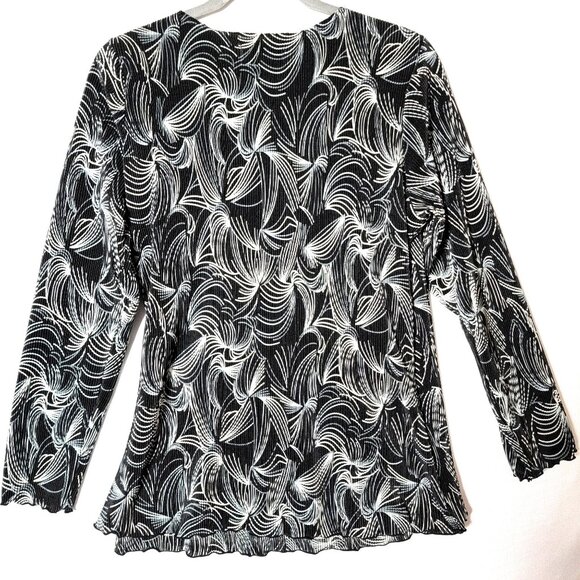 Notations Womens Top Sz 1X Faux Wrap Front Micro Accordion fabric Black & White - Picture 2 of 12